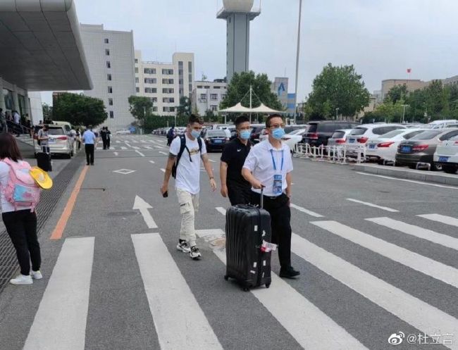和女兵美味的性交