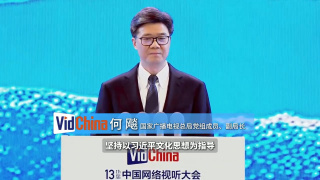 美女阅读挑战高潮视频